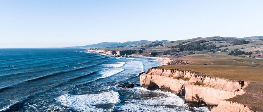 JavaScript的基本语法、变量声明和数据类型